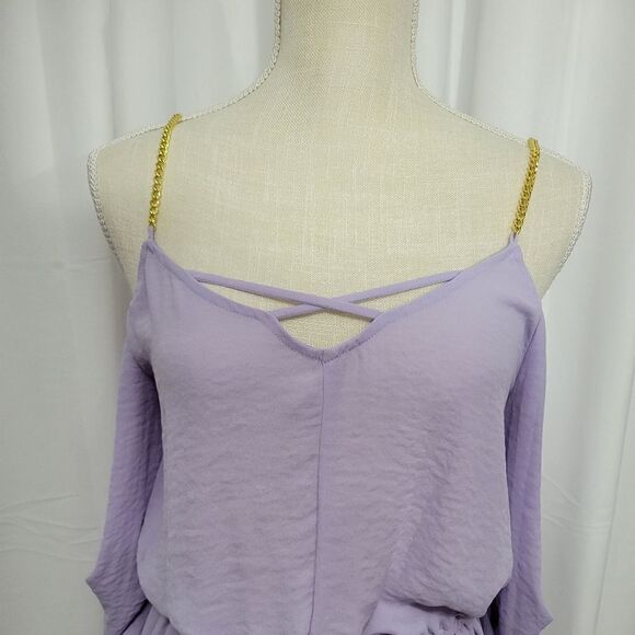 Bold elements cold shoulder blouse - Picture 2 of 11